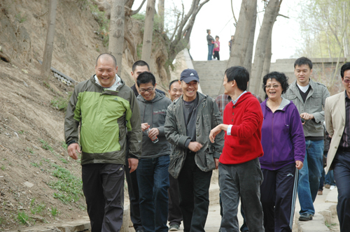 ���ơ����о����������ڳ¼ҹ�